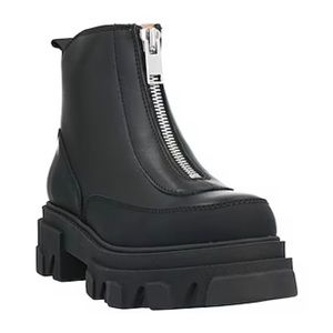 Ganni black leather zip boots